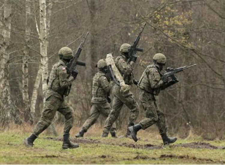 打起來了！美國波蘭兩國軍演變斗毆，多名波蘭軍人被錘爆【潤康】磨煤機(jī)磨輥對此看法